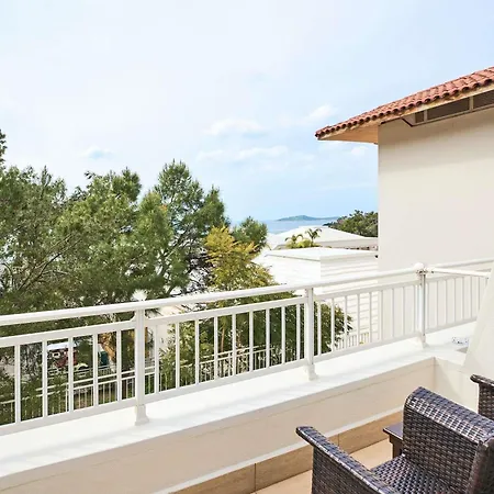 Курортный комплекс Rixos Premium Bodrum